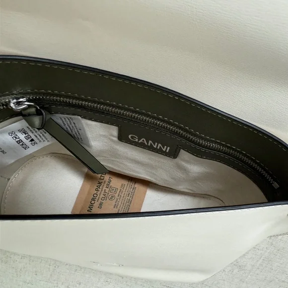 Ganni Banner Saddle Leather Off-White Crossbody Bag | One Size - Picture 8 of 17